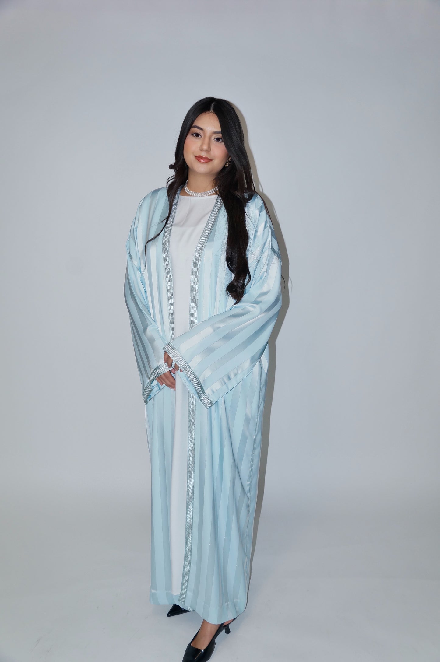AMIRA Abaya - Puderblau