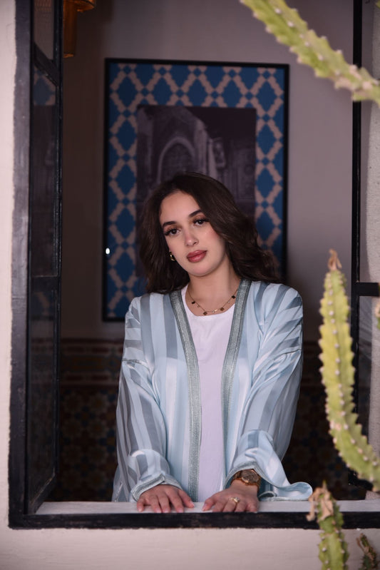 AMIRA Abaya - Puderblau